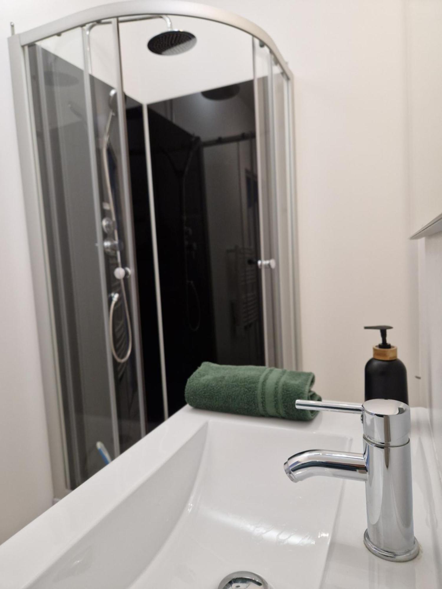 Les Appartements De Lucie Eaux-Bonnes Ngoại thất bức ảnh